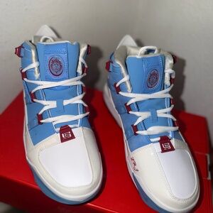 Nike Zoom LeBron III QS Sneakers